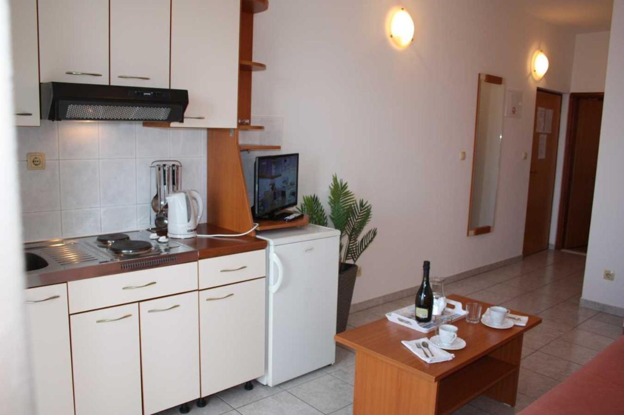 Apartments Ivan Omiš Buitenkant foto