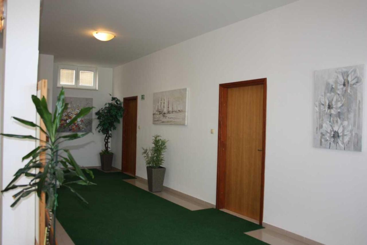 Apartments Ivan Omiš Buitenkant foto