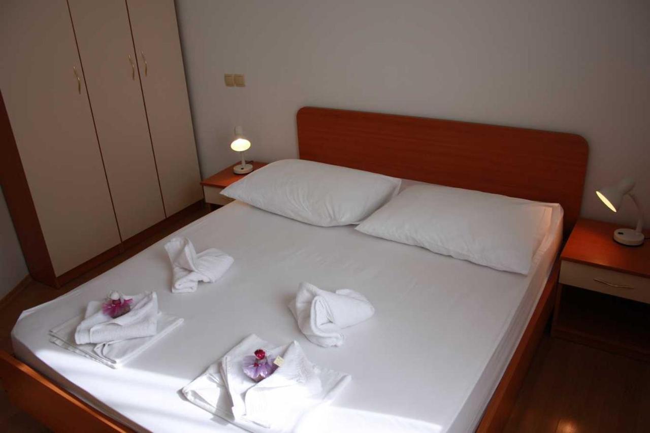 Apartments Ivan Omiš Buitenkant foto